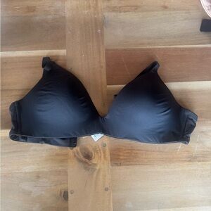 SKIMS Wireless Form T Shirt Bra